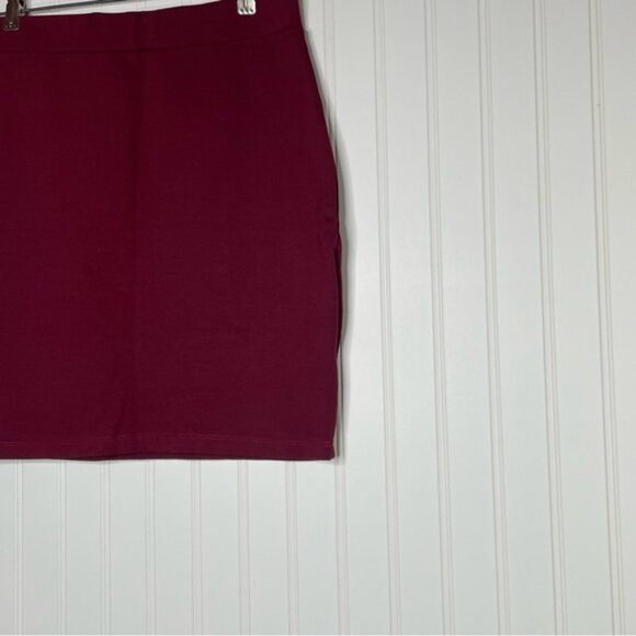Fashion Nova Pencil Skirt - Picture 2 of 3